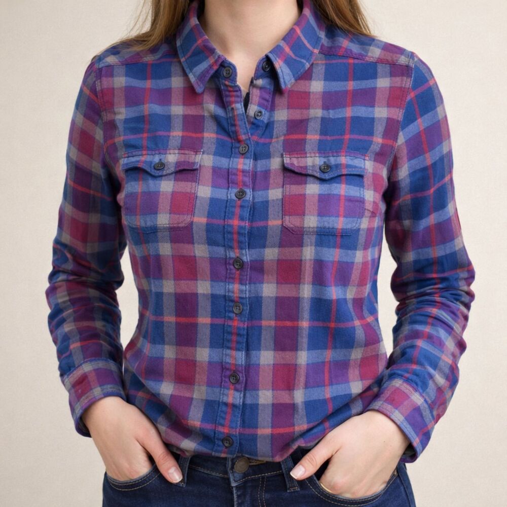 Patagonia Fjord Flannel Shirt Womens 4 Blue Purple Plaid Organic Cotton Outdoor
